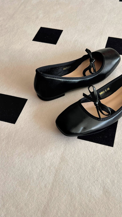 Eloise Flats in Black – Handmade Everyday Flats for Women | Wide-Foot Friendly with Strap & Bow