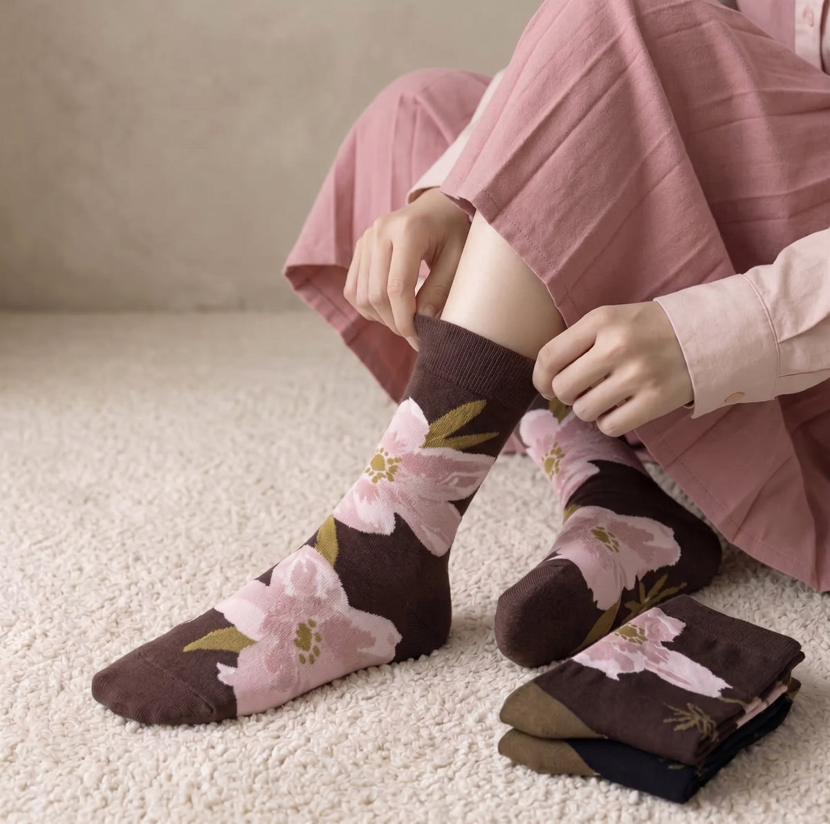 Floral Pattern Socks